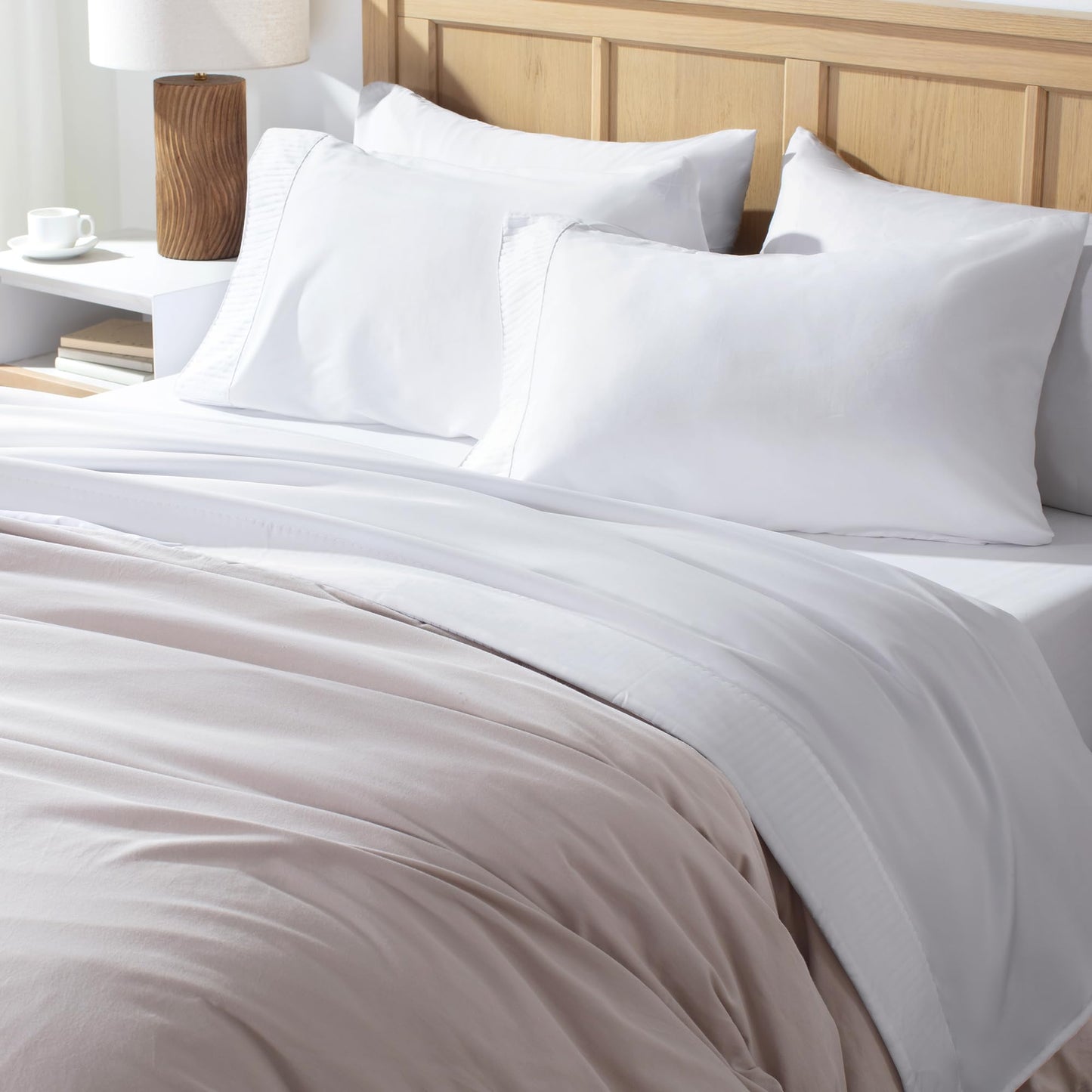 Microfiber Queen Sheet, Deep Pocket Up to 16", Hotel Luxury Breathable & Cooling Bed Sheet Set