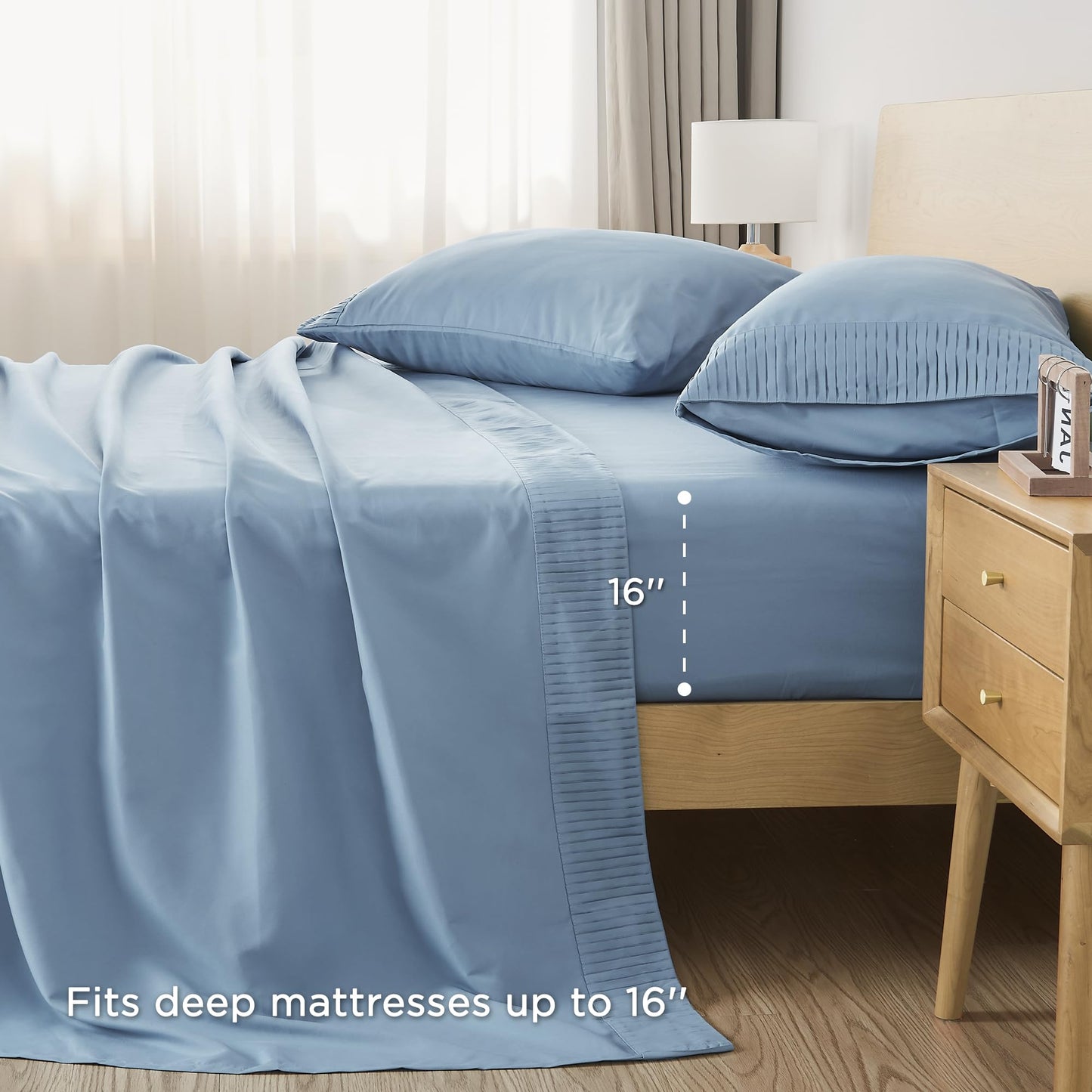 Microfiber Queen Sheet, Deep Pocket Up to 16", Hotel Luxury Breathable & Cooling Bed Sheet Set