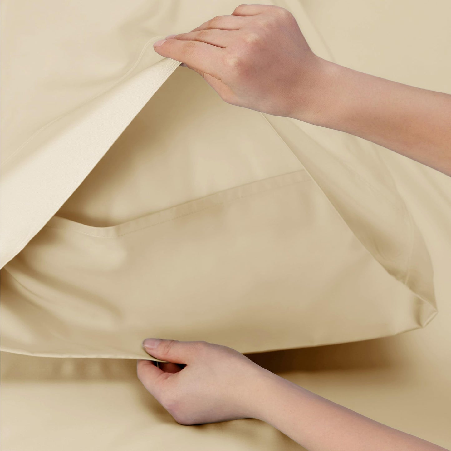 Bedsure King Size Sheet Set, Cooling Sheets King, Deep Pocket Up to 16", Hotel Luxury Silky Bedding Sheets & Pillowcases