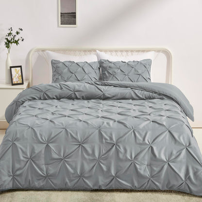 Amazon Basics King Size Comforter Sets, All-Season Down-Alternative 3-Piece Bedding Set, Pinch Pleat Design, Dark Grey