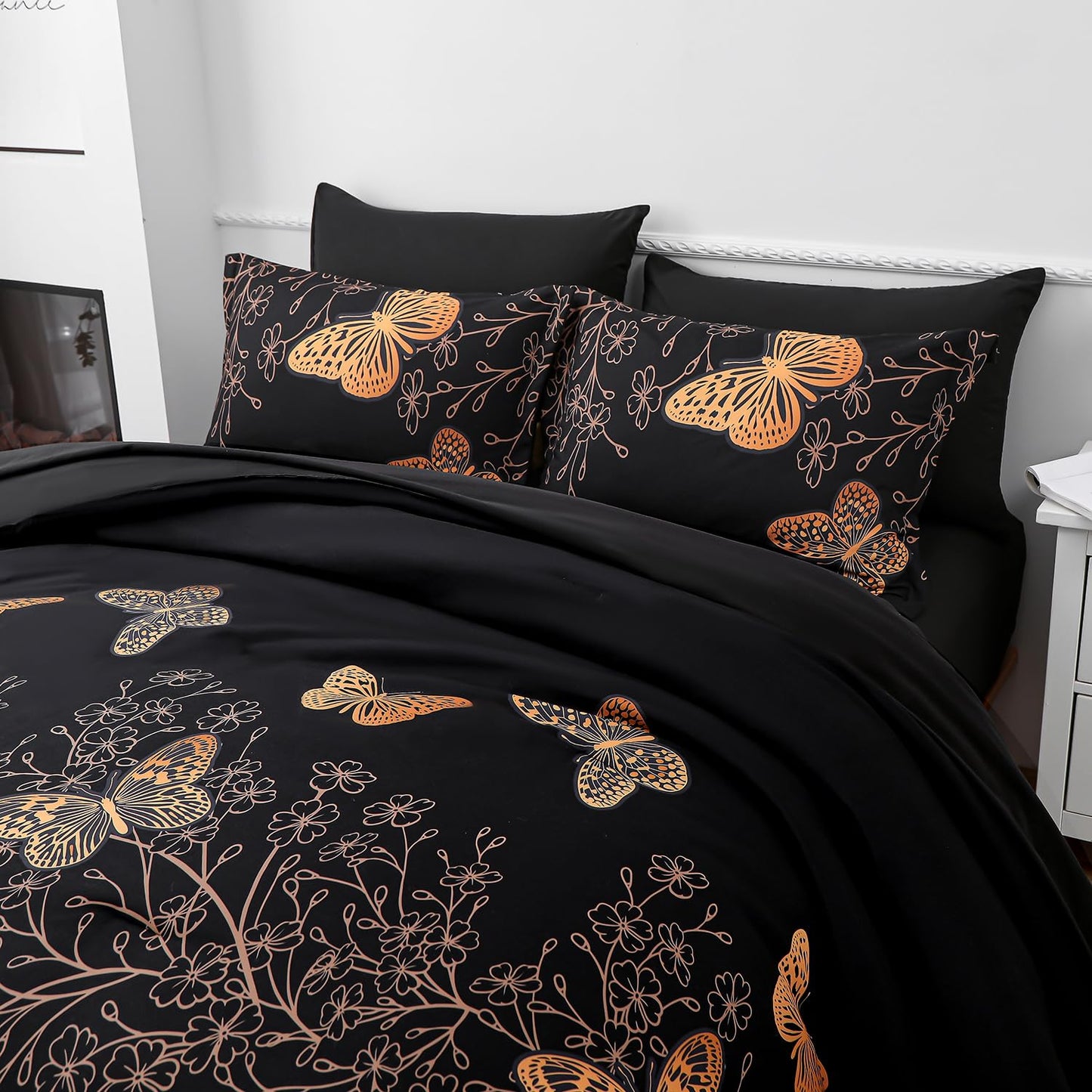 Yogeneg 7 Piece Bed in a Bag King Size Comforter Set Botanical Floral Bedding Set,White Flower Leaves Printed on Black Reversible Design